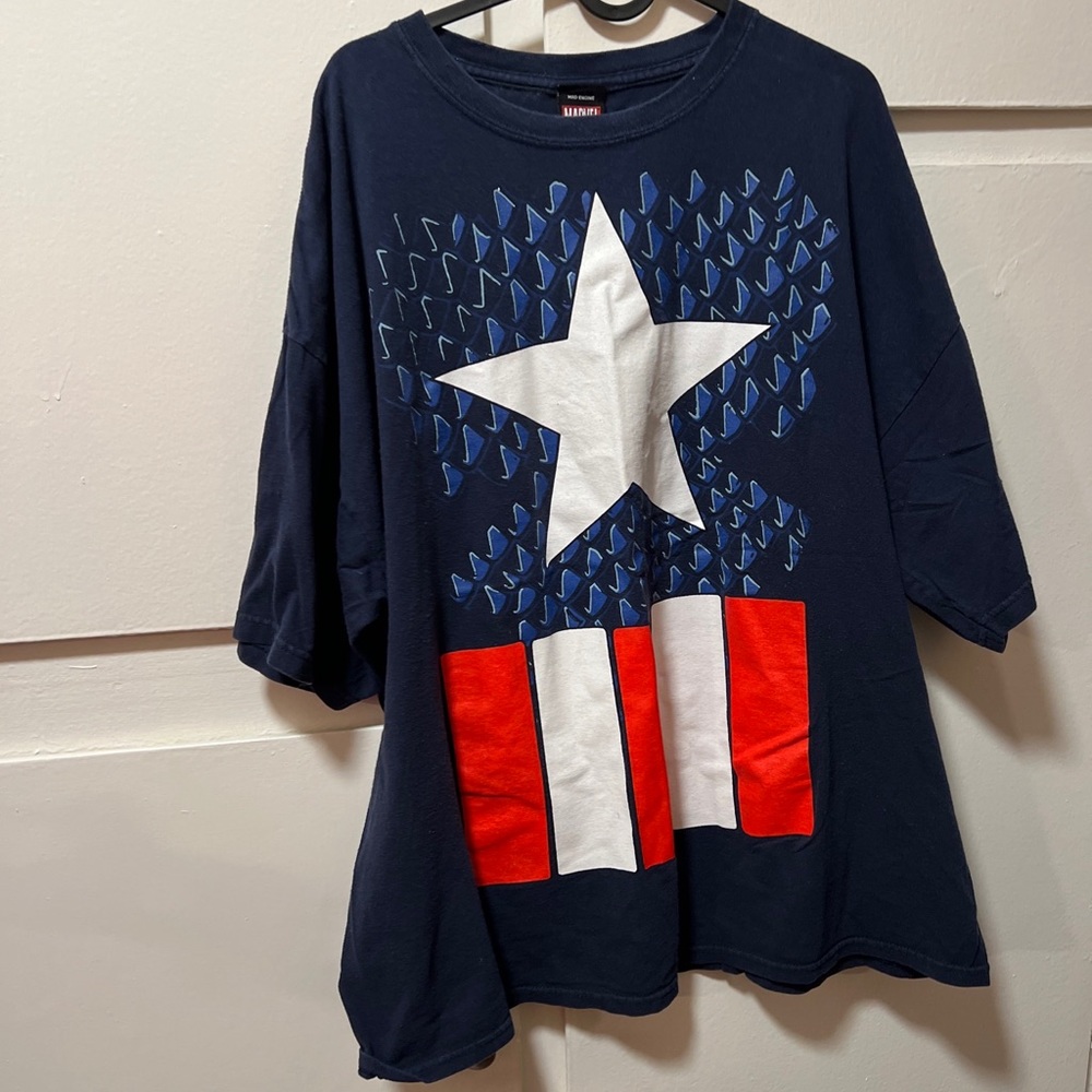 Mad Engine Vintage Marvel Captain America T-shirt